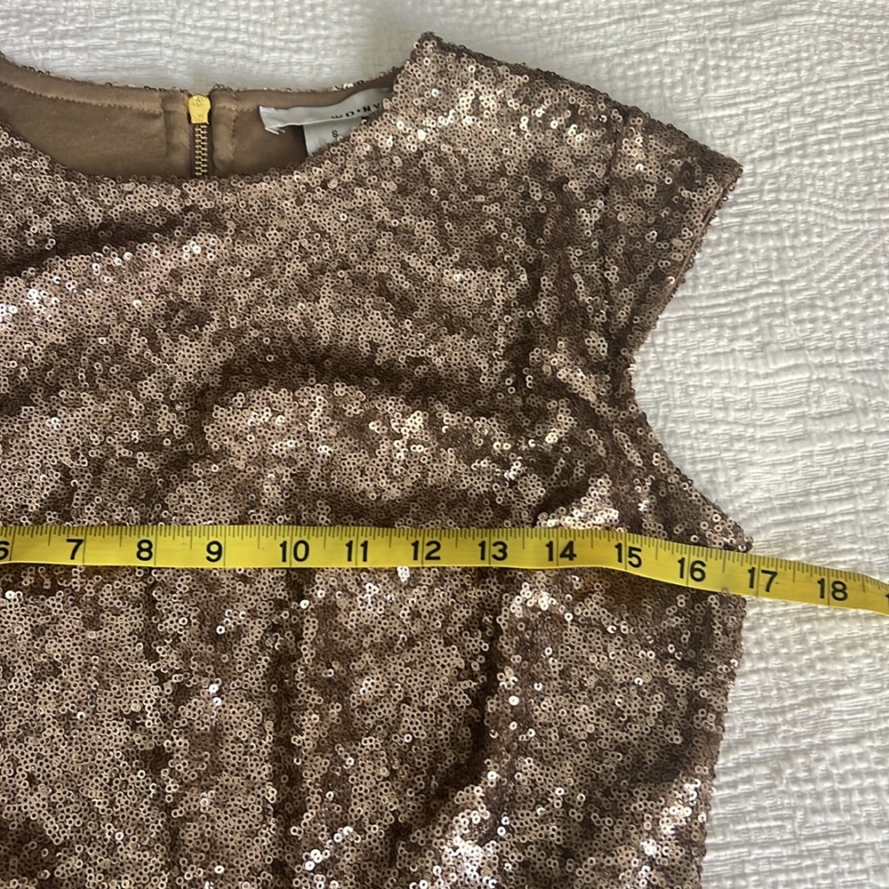 Adorable sequin‎ top! - Picture 6 of 8